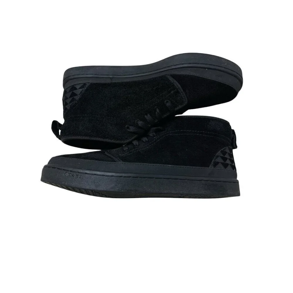 So iLL Classic Chukka Boots Wolf Black Water Resistant Unisex M9 W10.5